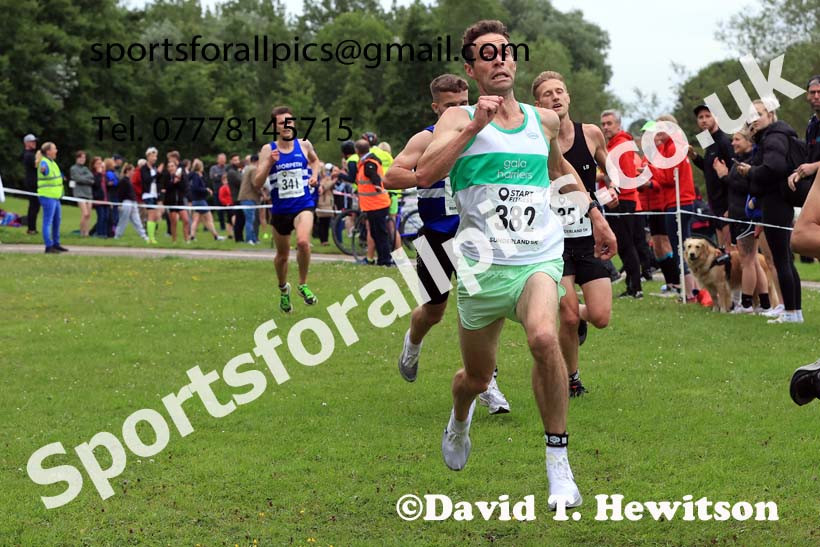 Senior men, 2024 Sunderland Harriers 5k, Silksworth, Sunderland.  Photo: David T. Hewitson/Sports for All Pics
